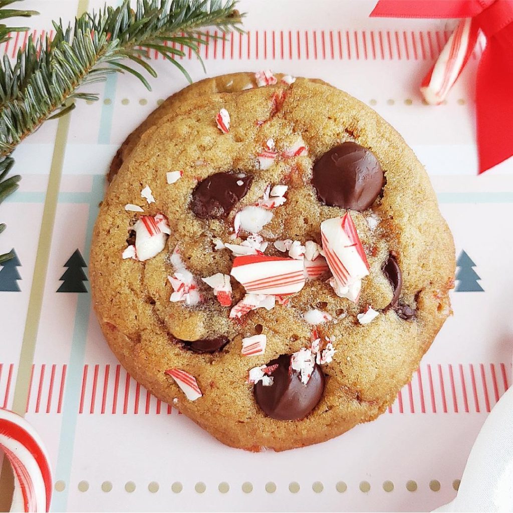 Peppermint Chocolate Chip Cookies - Whisking Wolf