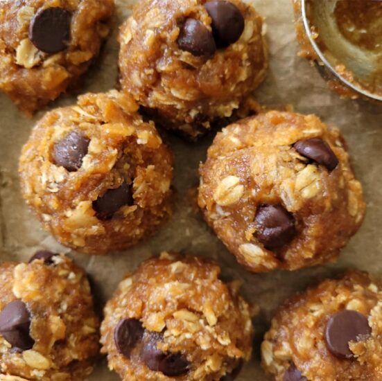 Peanut Butter Banana Oatmeal Cookies - Whisking Wolf